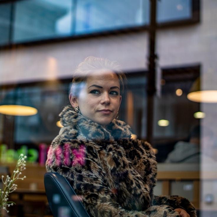 Juno Park, Client Relations Director, discussing corporate gifting strategy with business clients